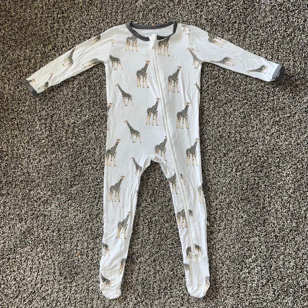 Kyte BABY Zippered Footie Sleeper - Giraffe Print - Size 12-18 Months